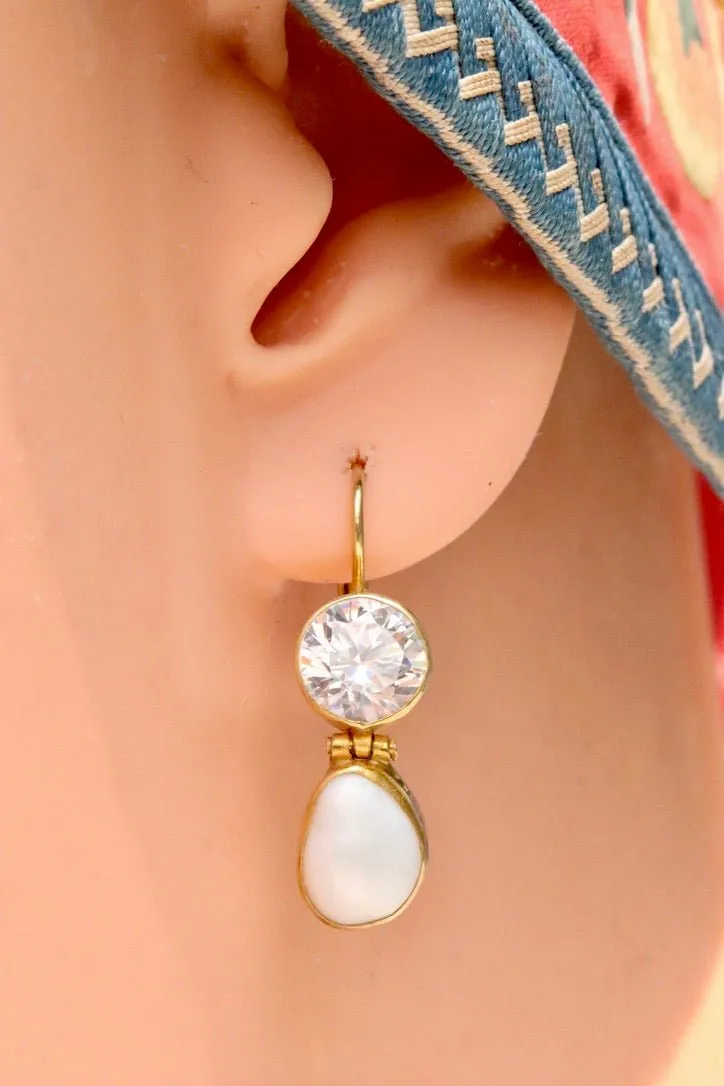 14k Music Hall Earrings