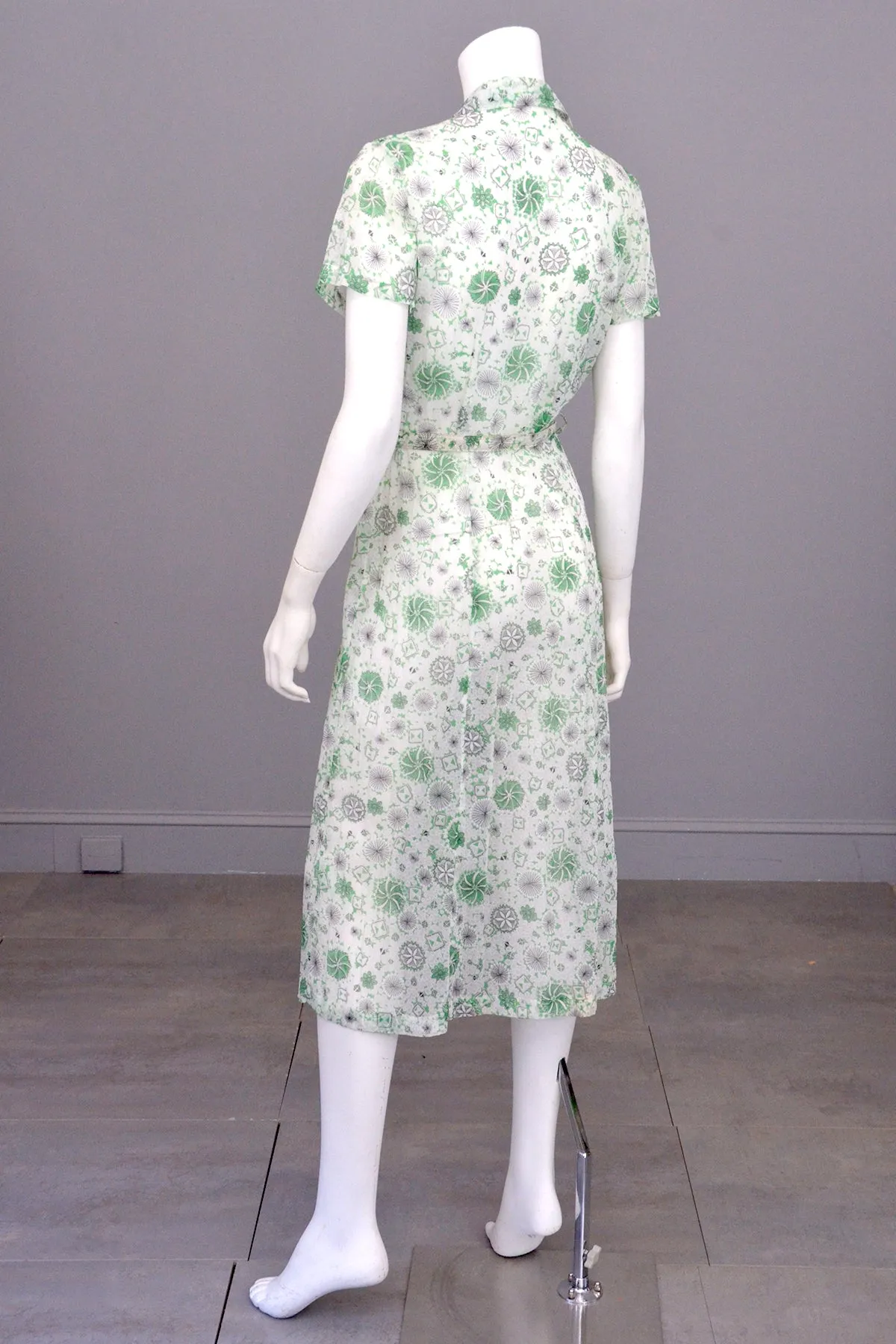 1940s White Sheer 'Seersucker' Spider Web Atomic Print Dress | 1940s Dress