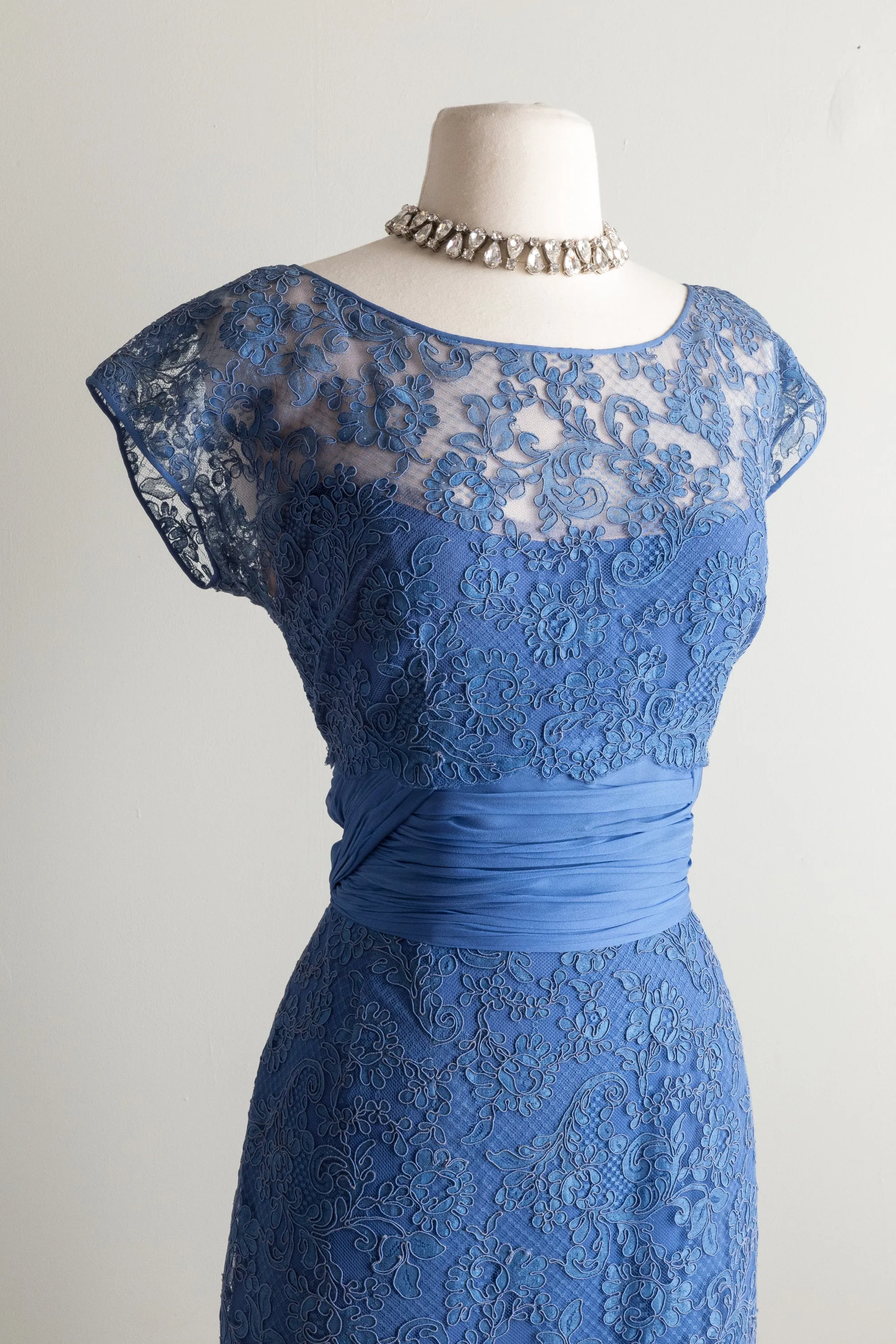 1950's Fine French Lace Cocktail Dress in Cobalt Blue By Gothe' / Waist 28