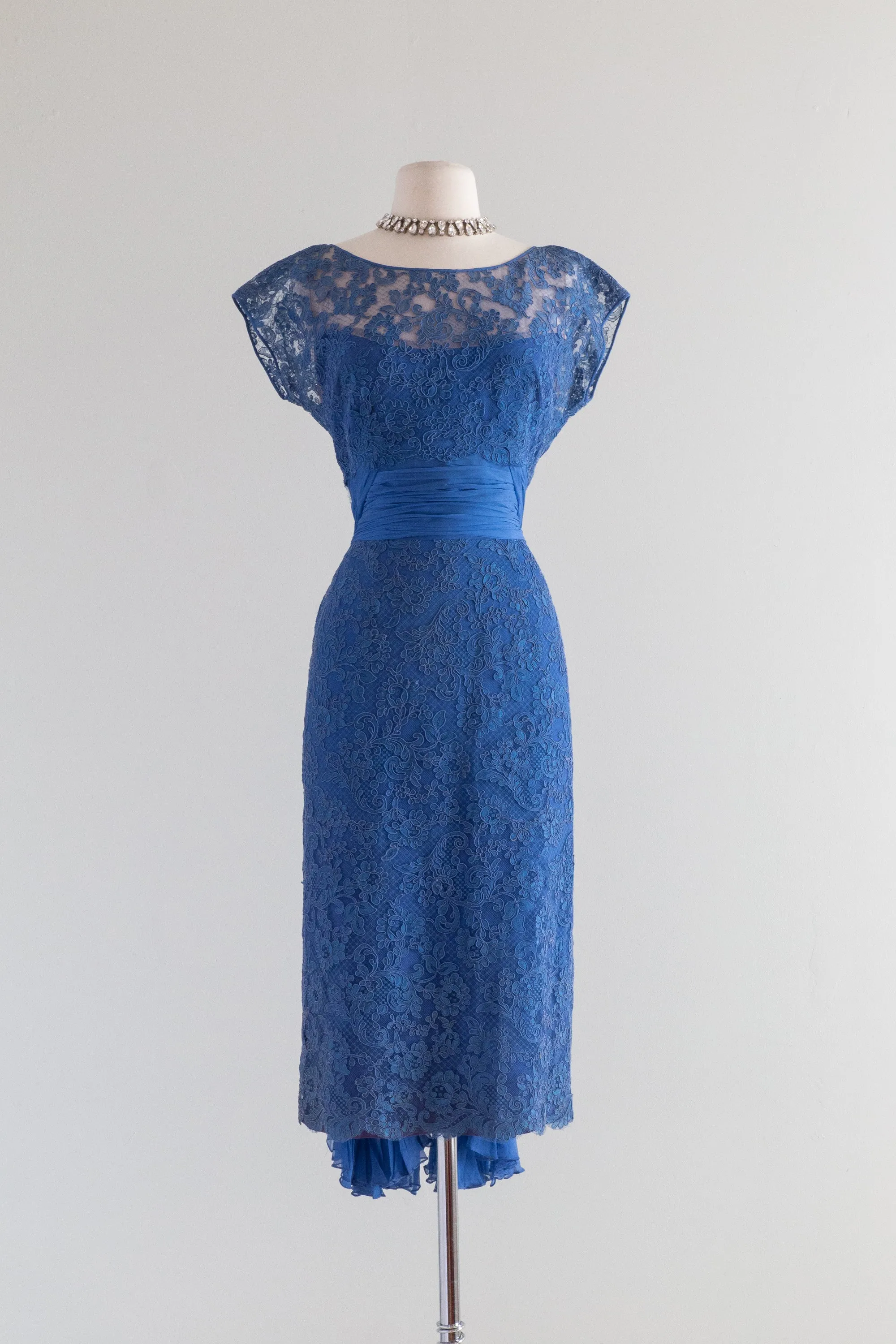 1950's Fine French Lace Cocktail Dress in Cobalt Blue By Gothe' / Waist 28