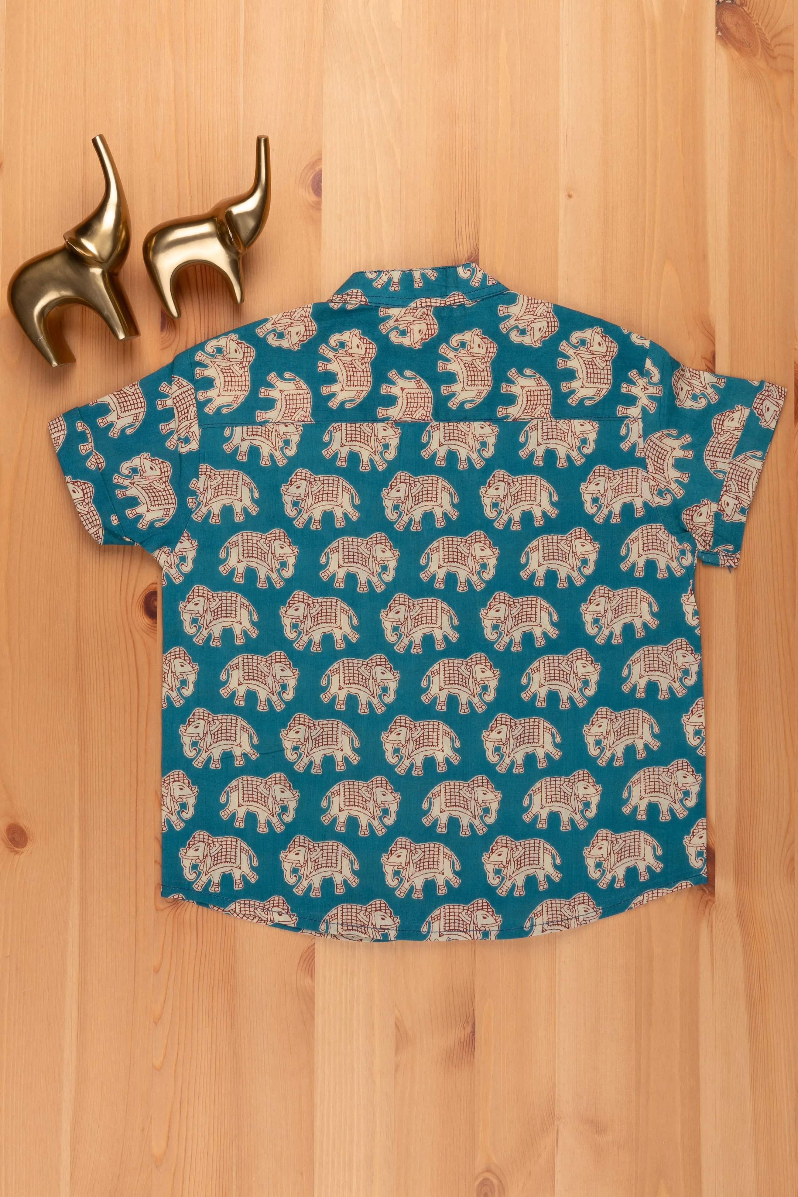 Boys Madhubani Elephant Printed Blue Cotton Shirt by The Nesavu