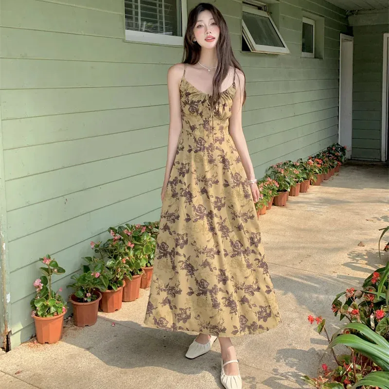 Girlary Butterfly printed halter dress 2024 new summer temperament Slim meat covering long dress large size French retro