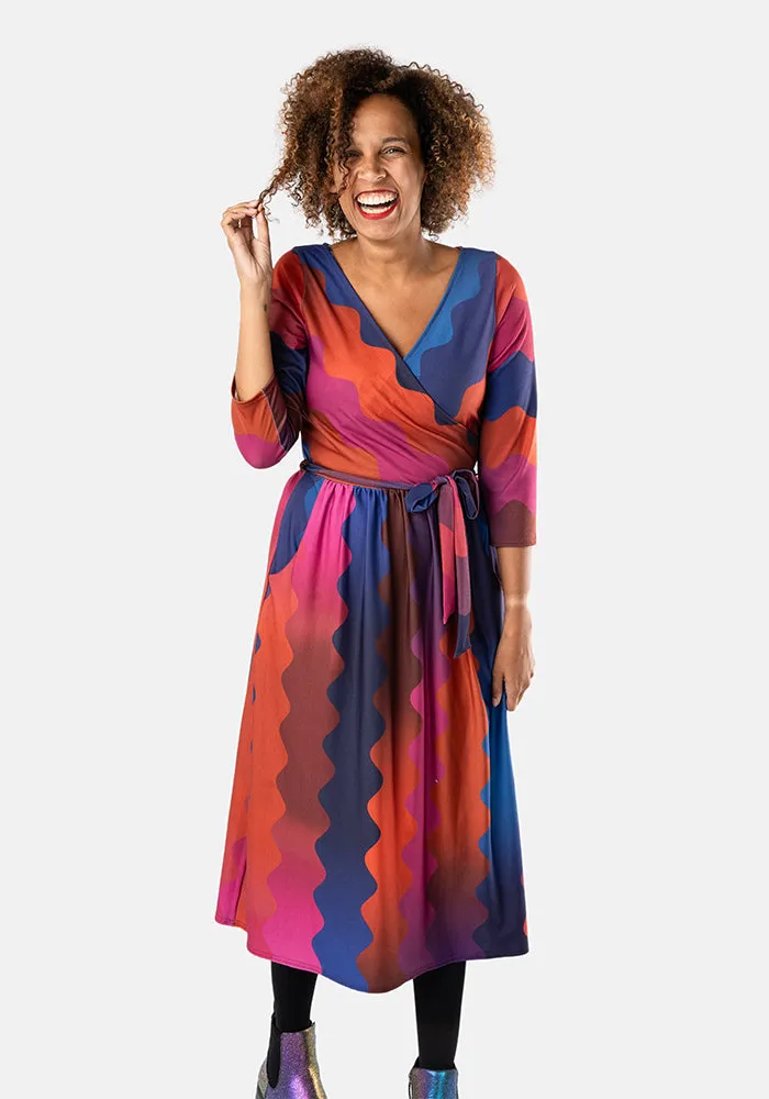 Meda Autumn Wave Print Midi Dress