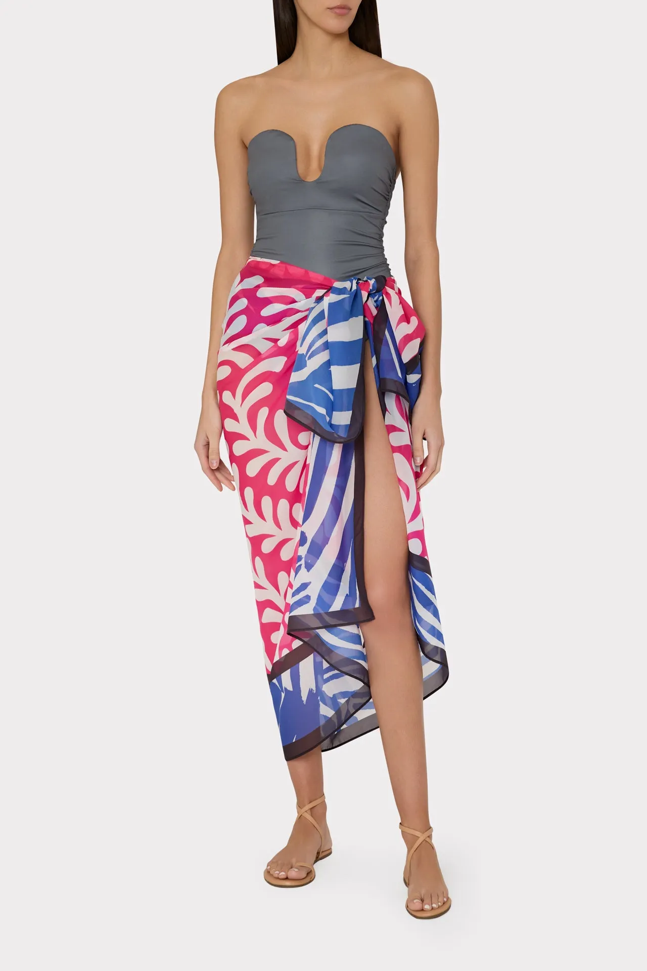 Stylish Zebra Print Spanish Vine Sarong